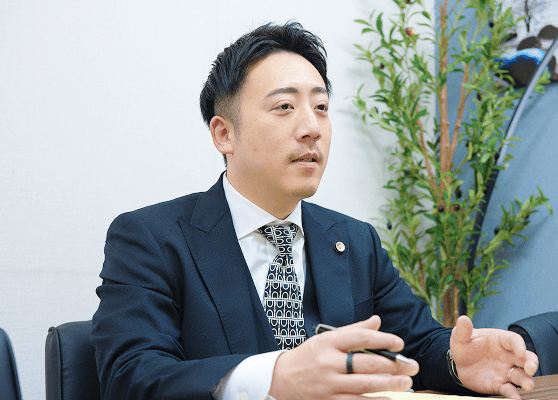 弁護士